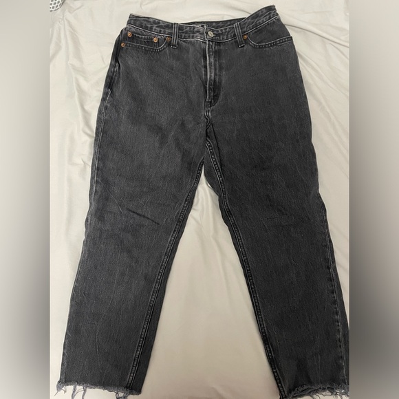 Abercrombie mom jeans - size 8s - Picture 2 of 5